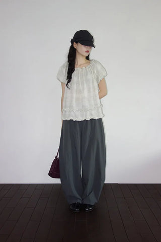 [2 colors] Checkered Frill Blouse