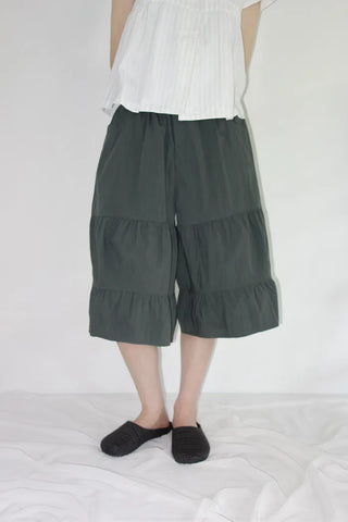 [3 colors] Tiered Can-Can Wide Bermuda Pants