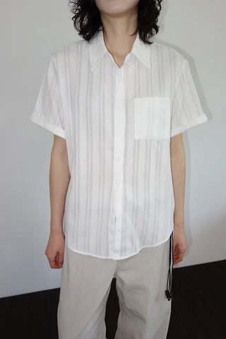 [2 colors] Beach Punching Loose Fit Short Sleeve Shirt