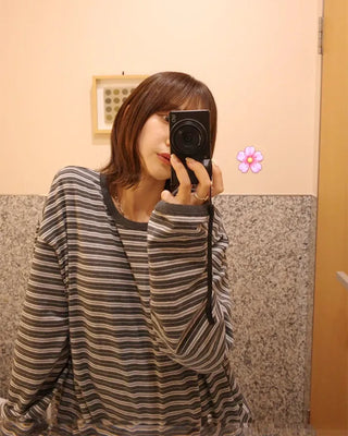 Striped long-sleeved T-shirt