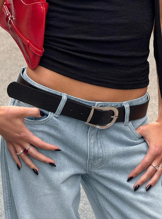 Breslin Belt Black  Silver