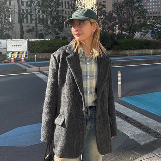 One-pocket loose flannel shirt