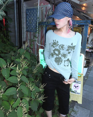 Monochrome Flower Jewel Neck Long T-Shirt