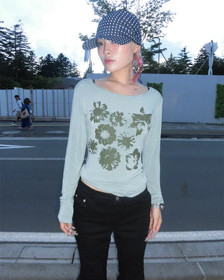 Monochrome Flower Jewel Neck Long T-Shirt