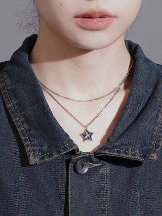 Five-pointed star necklace