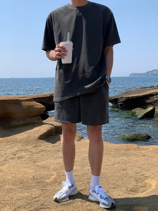 Solid color short-sleeved T-shirt