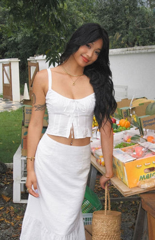 Elegant Uncut's Suit: Camisole with A-Line Skirt