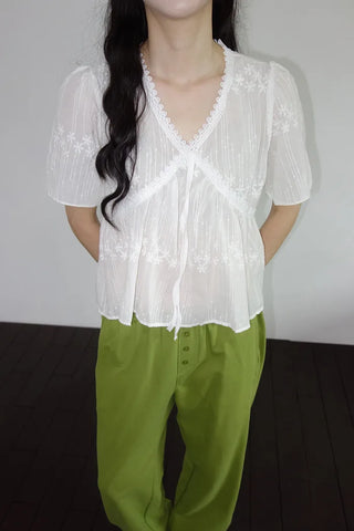 [2 colors] Butterfly embroidered perforated balloon fit summer cotton pants