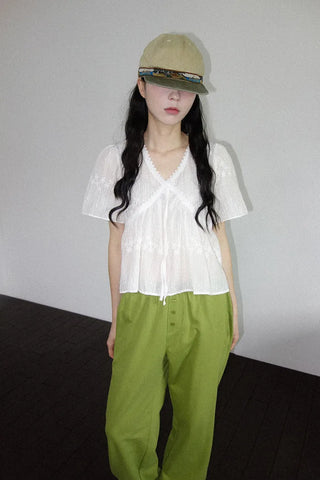 [2 colors] Butterfly embroidered perforated balloon fit summer cotton pants