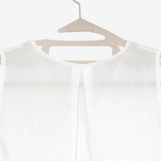 [2 colors] Park V-neck frill blouse