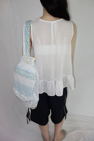 [2 colors] Park V-neck frill blouse