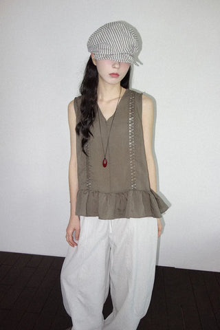 [2 colors] Park V-neck frill blouse