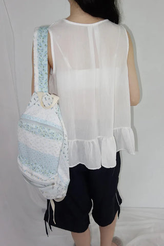 [2 colors] Park V-neck frill blouse