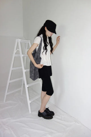 [2 colors] Novo Cut-out Punching Blouse