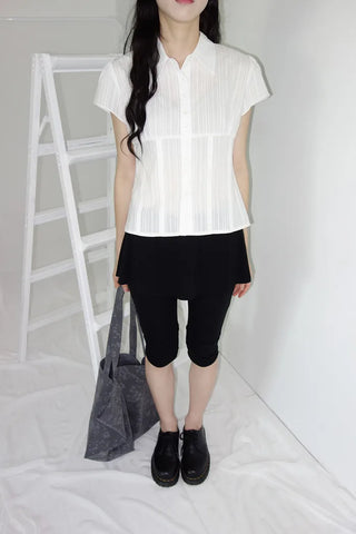 [2 colors] Novo Cut-out Punching Blouse