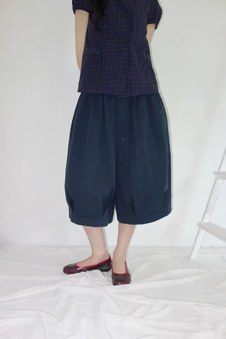 [3 colors] Ajipo Button Pintuck 3/4 Pants