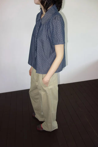[2 colors] Denim polka dot frill blouse