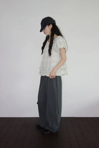 [2 colors] Checkered Frill Blouse