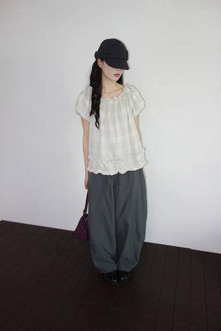 [2 colors] Checkered Frill Blouse