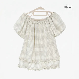 [2 colors] Checkered Frill Blouse