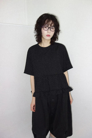 [2 colors] Polka Dot Frill Blouse