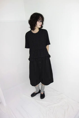 [2 colors] Polka Dot Frill Blouse