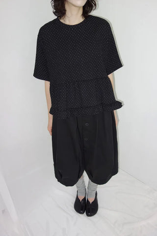 [2 colors] Polka Dot Frill Blouse