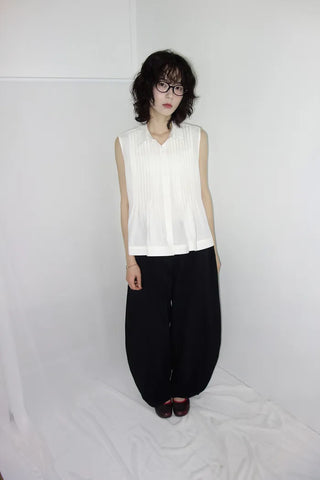 [3 colors] Rem Pintuck Sleeveless Blouse