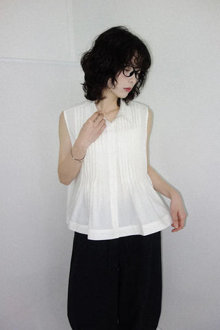 [3 colors] Rem Pintuck Sleeveless Blouse