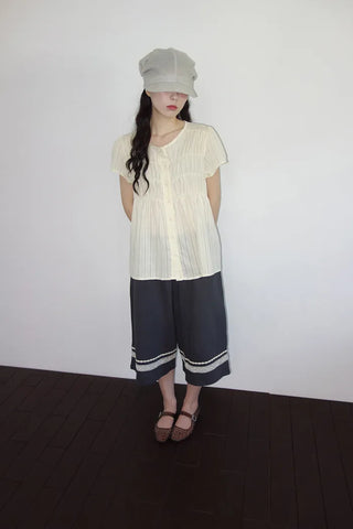 [2 colors] Seiki Lace Banding Bermuda Pants