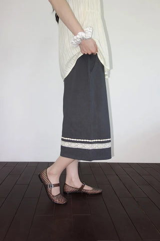 [2 colors] Seiki Lace Banding Bermuda Pants