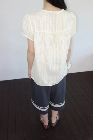 [2 colors] Seiki Lace Banding Bermuda Pants