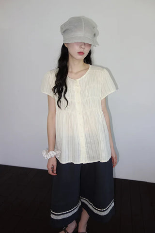 [2 colors] Seiki Lace Banding Bermuda Pants