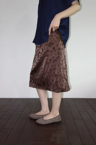 [2 colors] Iriko Satin Flower Midi Skirt