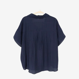 [2 colors] Linen open-collar blouse