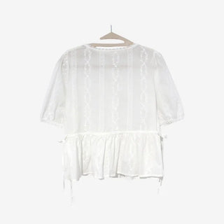 [2 colors] Shine Lace Embroidered Short-Sleeve Blouse