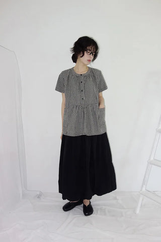 [3 colors] Henley neck pocket blouse
