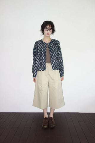 [3 colors] Flared Pintuck Bermuda Pants