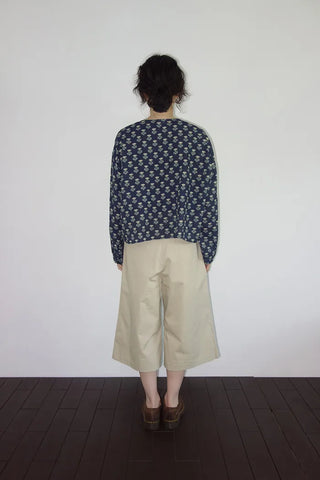 [3 colors] Flared Pintuck Bermuda Pants