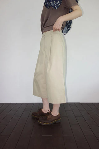 [3 colors] Flared Pintuck Bermuda Pants