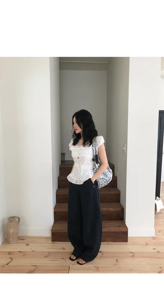 [Summer/Off-Shoulder/Travel Look] Marina Embroidery Short-Sleeve Blouse