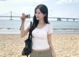 [4 colors] Scarlet Ribbed V-Neck Short-Sleeve Knit