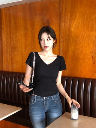 [4 colors] Scarlet Ribbed V-Neck Short-Sleeve Knit