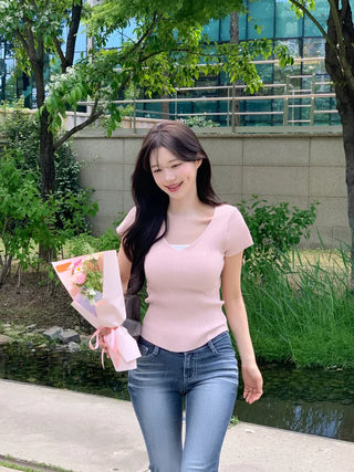 [4 colors] Scarlet Ribbed V-Neck Short-Sleeve Knit