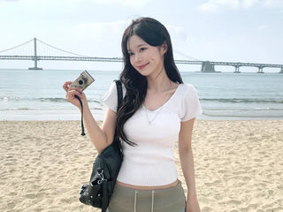 [4 colors] Scarlet Ribbed V-Neck Short-Sleeve Knit