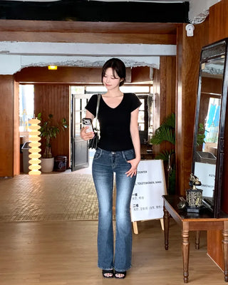 [4 colors] Scarlet Ribbed V-Neck Short-Sleeve Knit