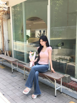[4 colors] Scarlet Ribbed V-Neck Short-Sleeve Knit