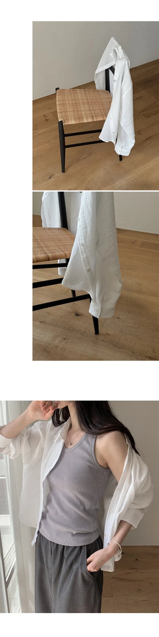 [3 colors] Semi-Cropped Shirt