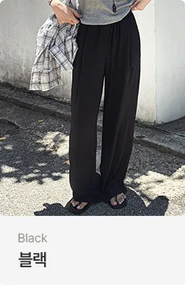 Market Real Cover One Pintuck Training Slacks