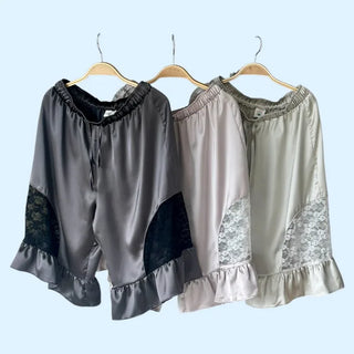 [3 colors] Silky Frill Bermuda Pants